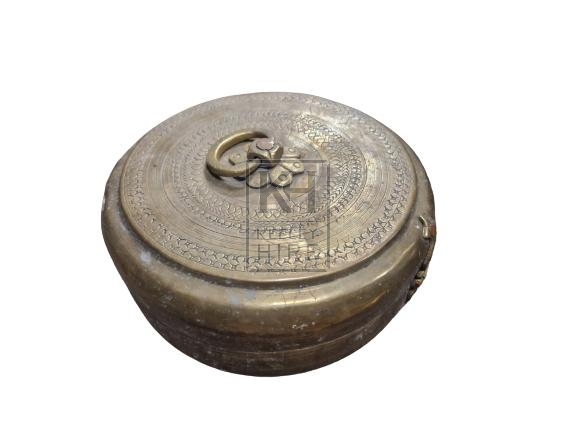 Round brass container with lid