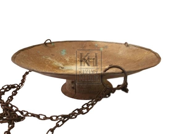 Iron dish with chain
