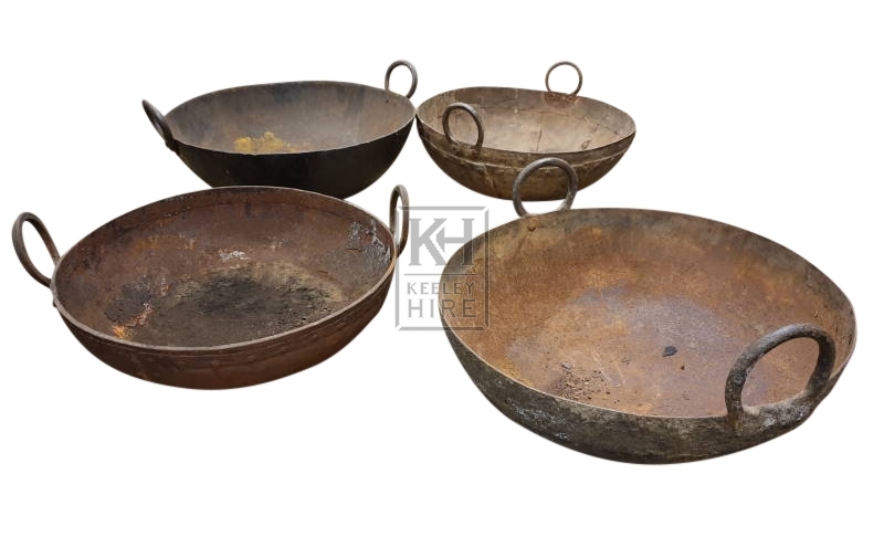 Large iron bowl with 2-handles