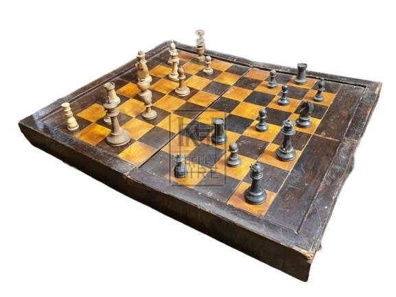Folding chess board with pieces