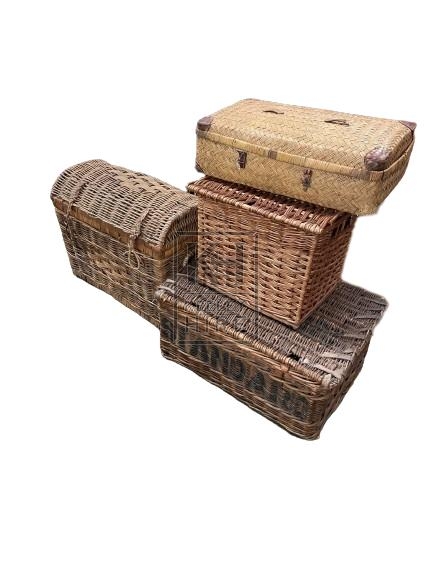 Assorted Wicker With Lids