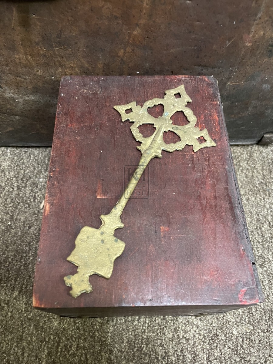 Large Brass Cross Key
