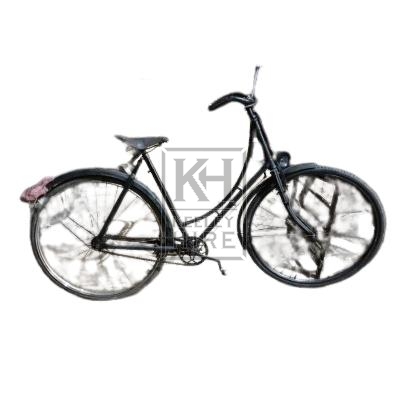 Ladies period black bicycle