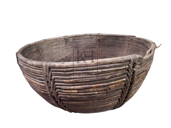 Large weaved bowl basket