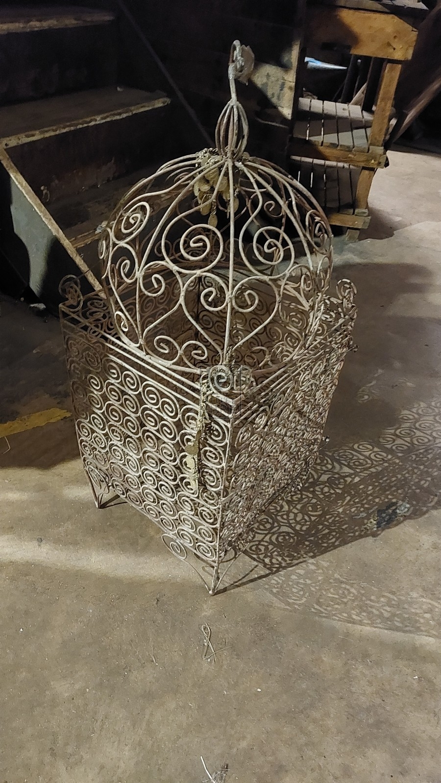 Ornate Spiral Pattern Iron Bird Cage