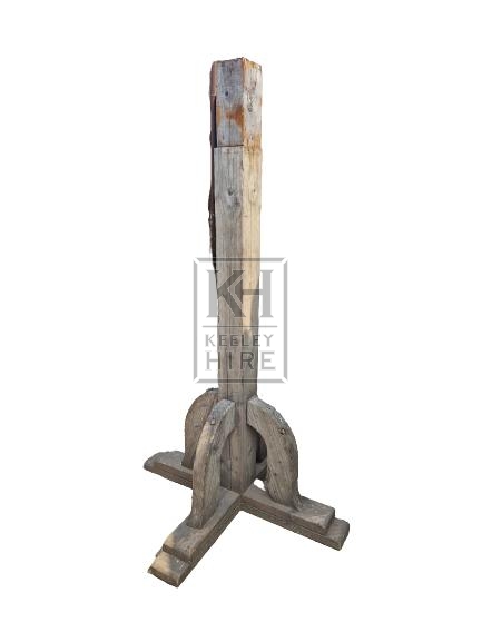 Thick wood post with 4 legs