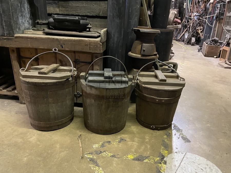 Assorted Wire Handle Buckets with Lids