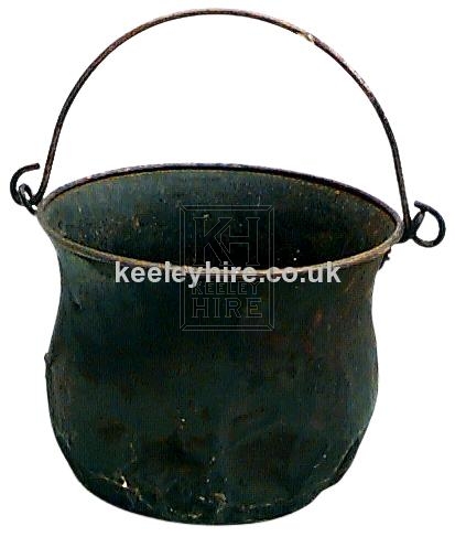 Iron cauldron with handle