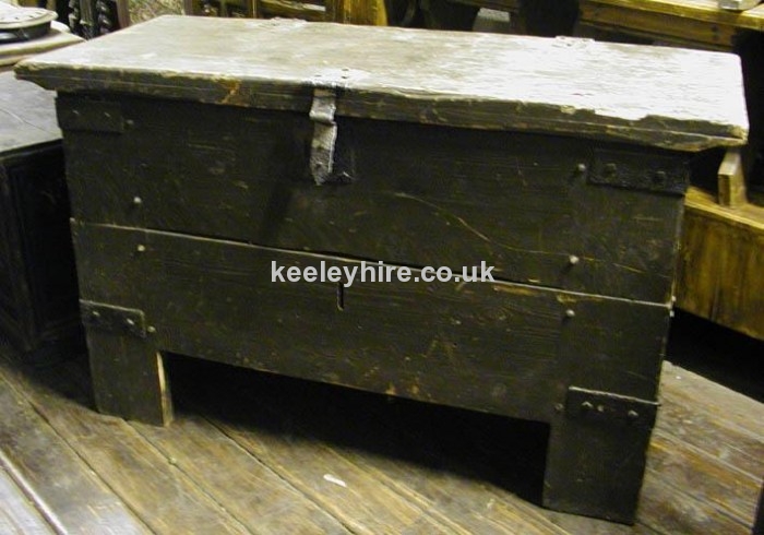 Large Grey Coffer Chest