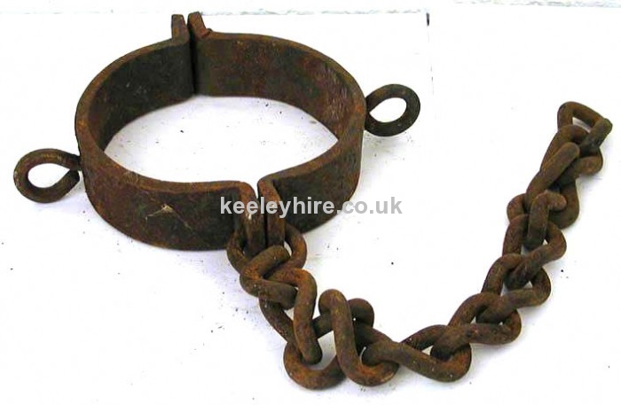 Dungeon Neck Shackle with Chain