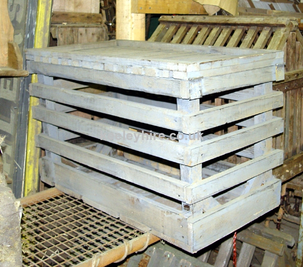 Wood duck cage