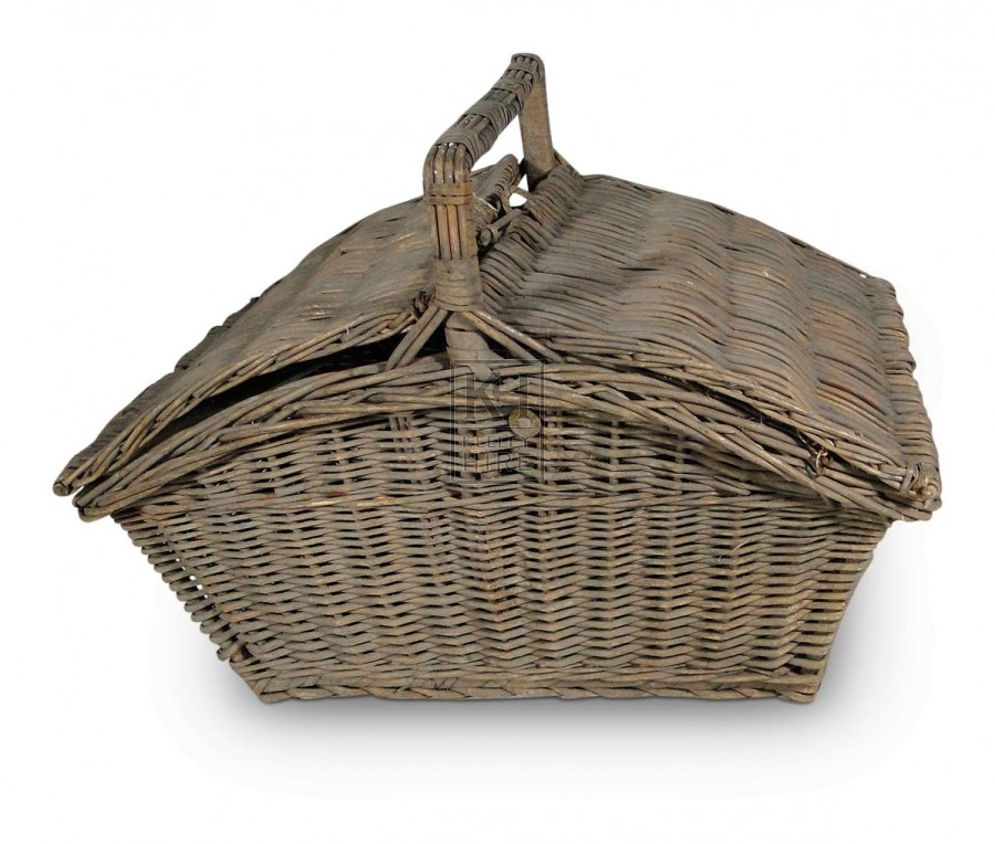 Wicker hand basket with 2 lids