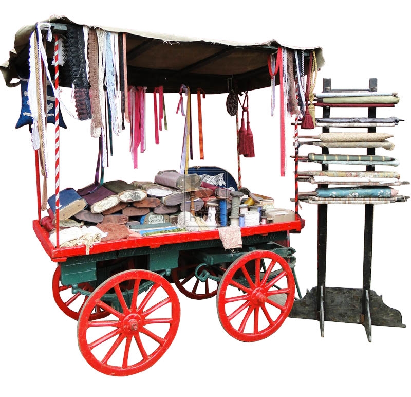 4-wheel market stall dressed with fabric
