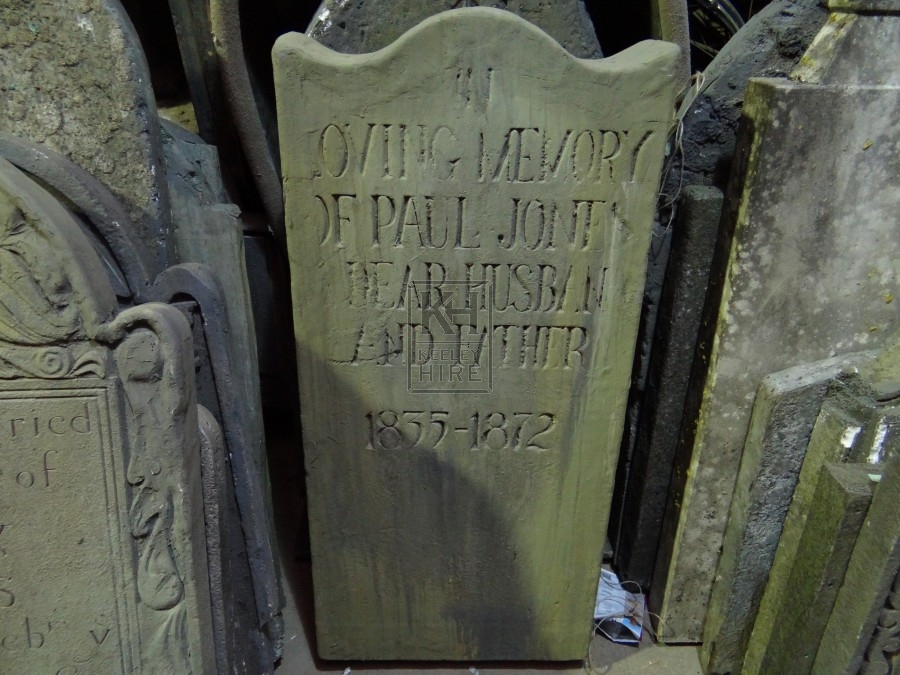Tall Scripted Gravestone