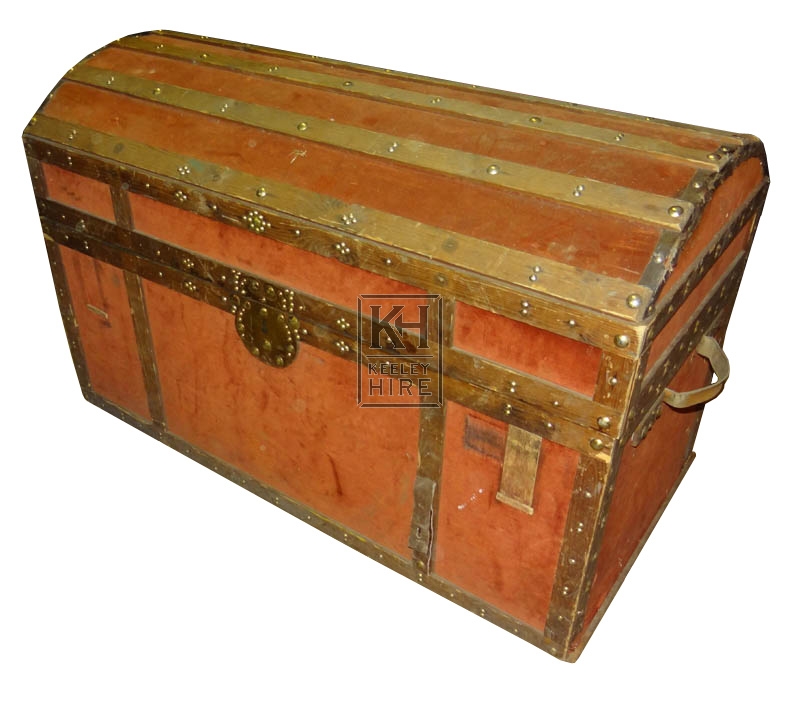 Very large dome treasure chest
