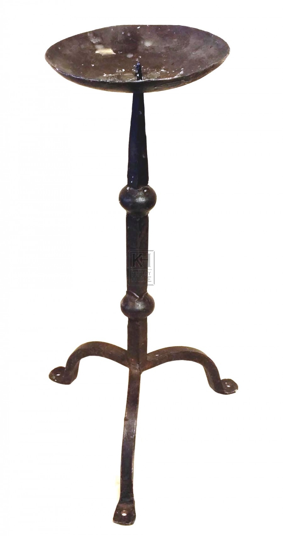 Iron candlestick with point and 3 legs