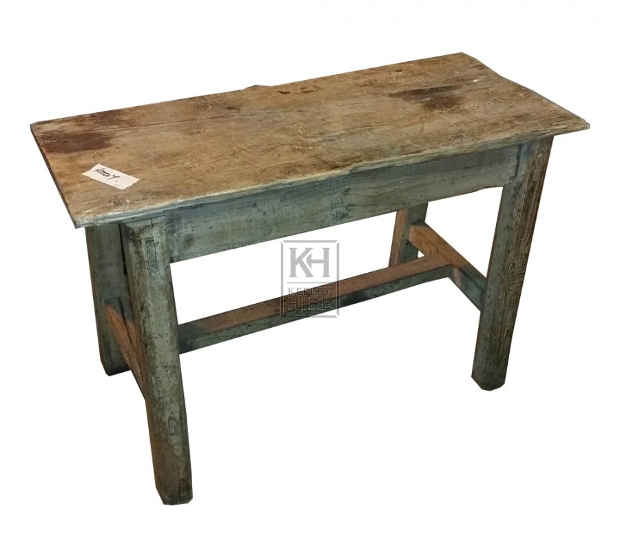 Rough rectangle wood table