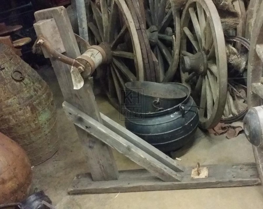 Large wood bracket with pulley wheel