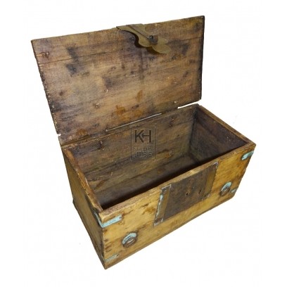Flat top light chest with brass