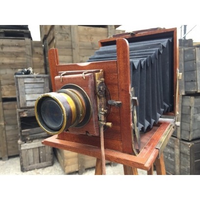 Folding Plate Camera With Tripod